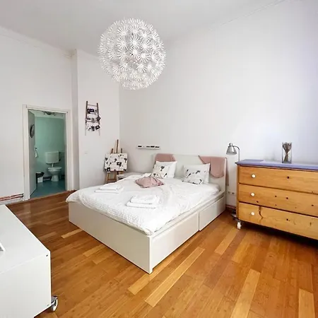 Neo Unu - Doua Dormitoare - Historical Building - Superb Apartment Timisoara