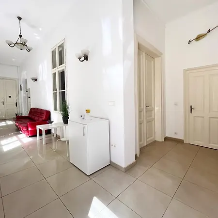 Apartment Neo Unu - Doua Dormitoare - Historical Building - Superb