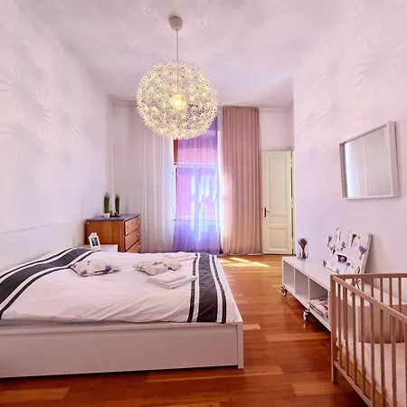 Neo Unu - Doua Dormitoare - Historical Building - Superb *