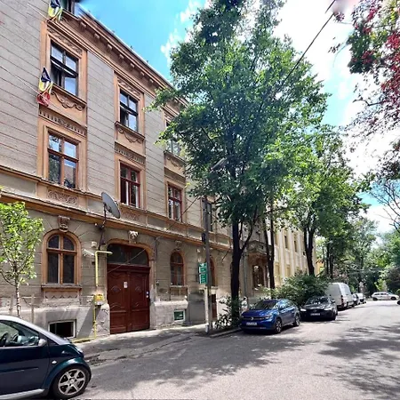 Apartment Neo Unu - Doua Dormitoare - Historical Building - Superb