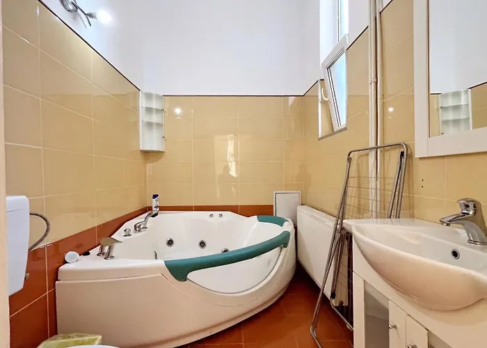 Neo Unu - Doua Dormitoare - Historical Building - Superb Appartement