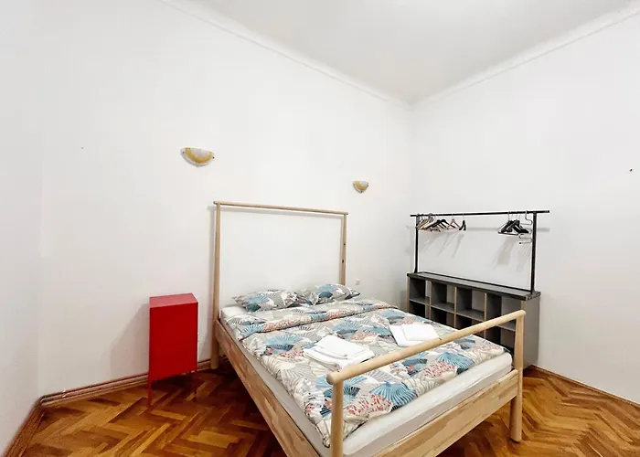 Neo Unu - Doua Dormitoare - Historical Building - Superb Appartement *