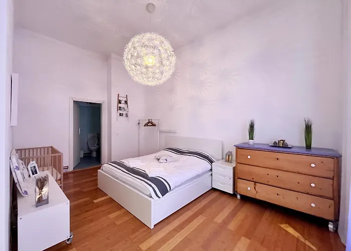 Neo Unu - Doua Dormitoare - Historical Building - Superb * Timişoara